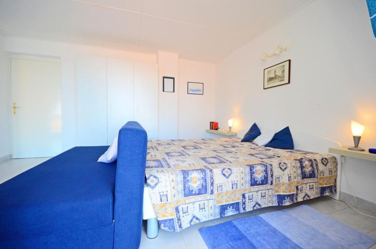 Apartment Dubravka Banjol Bagian luar foto