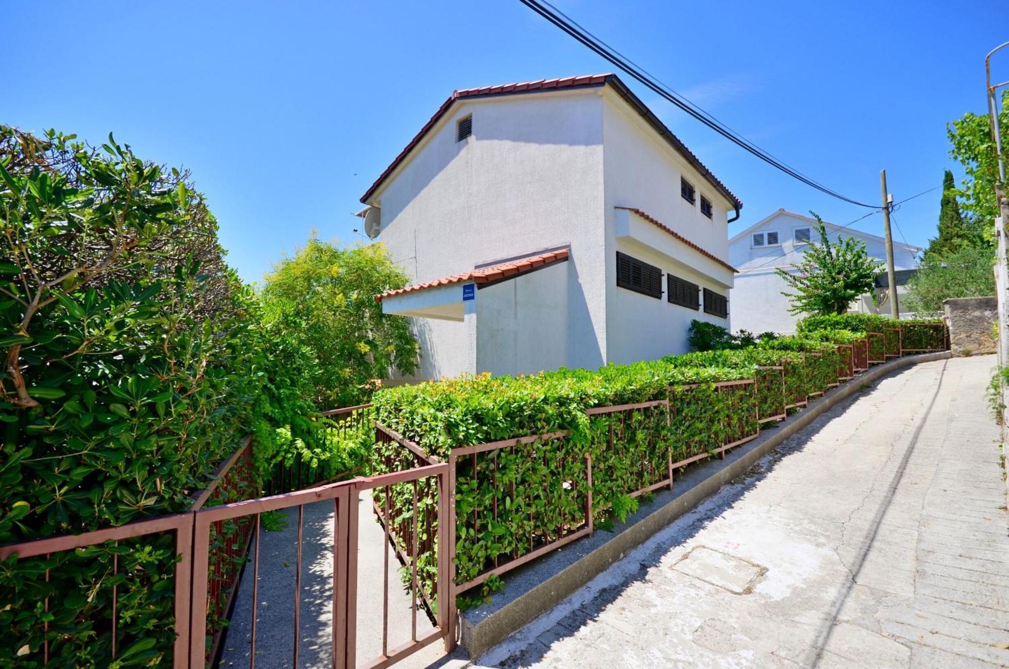 Apartment Dubravka Banjol Bagian luar foto
